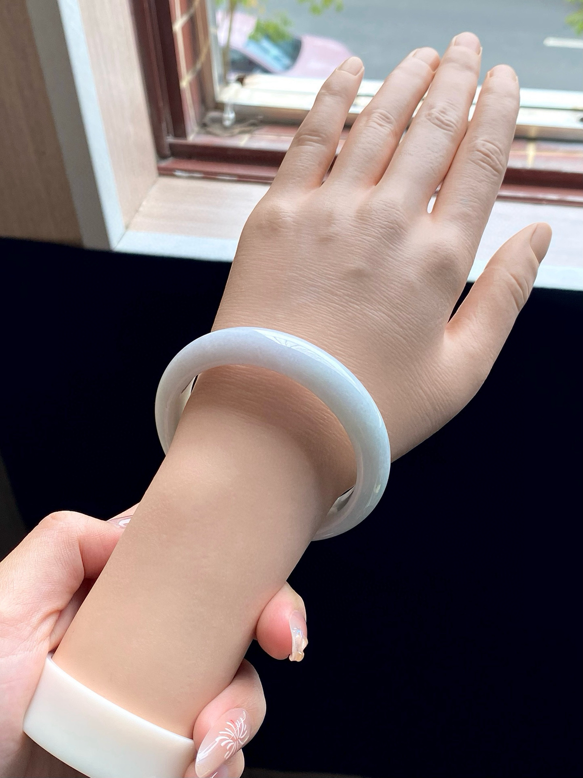 淡绿白月光正圈成品（无纹裂）

⭕️55.5-12.3-7.5