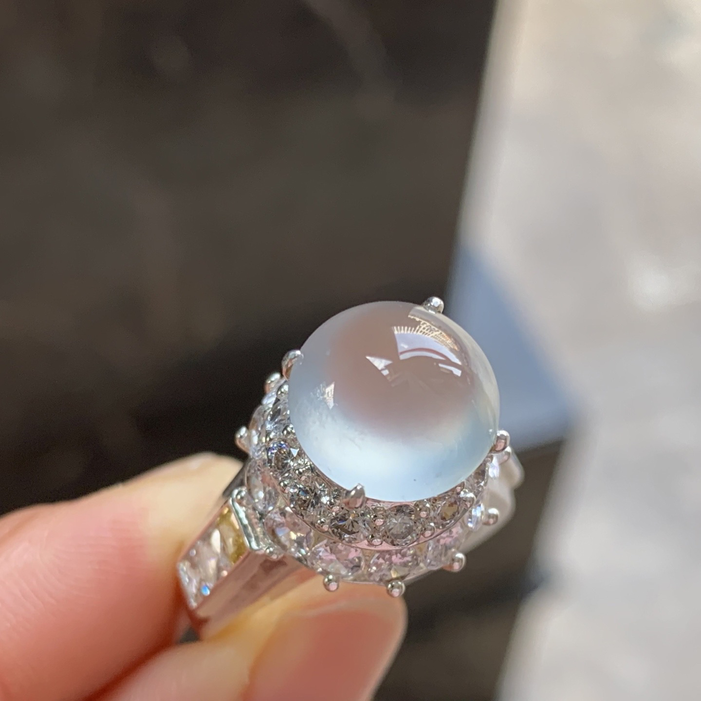 白冰戒面 冰透水润 饱满 铜托