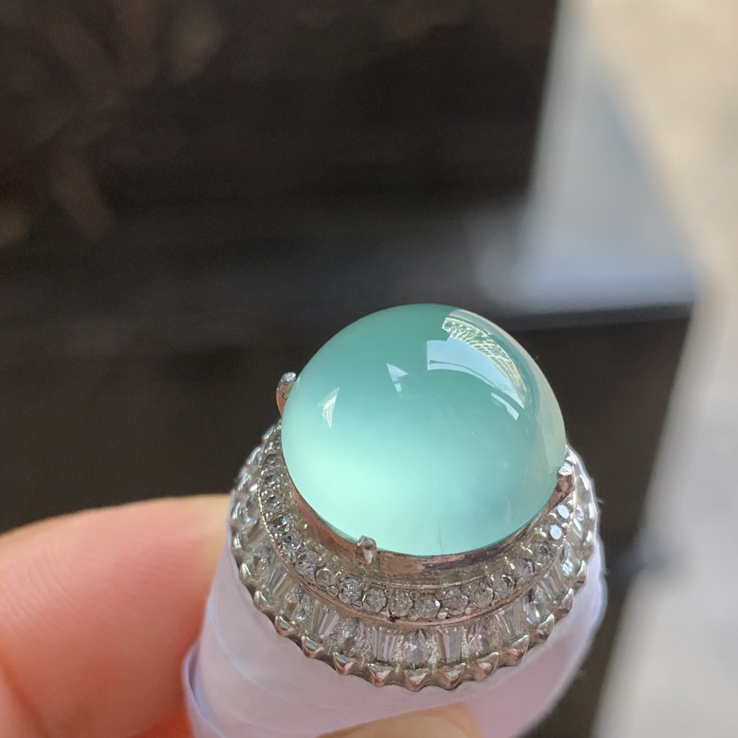 冰种晴水戒面 冰透起光 饱满圆润 颜色漂亮 铜托