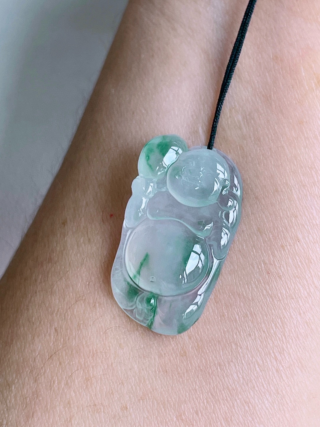 【裸石】冰飘花佛公逍遥佛公吊坠
【说明】缅料 完美 性价比高  
【尺寸】27.6-15.5-5.