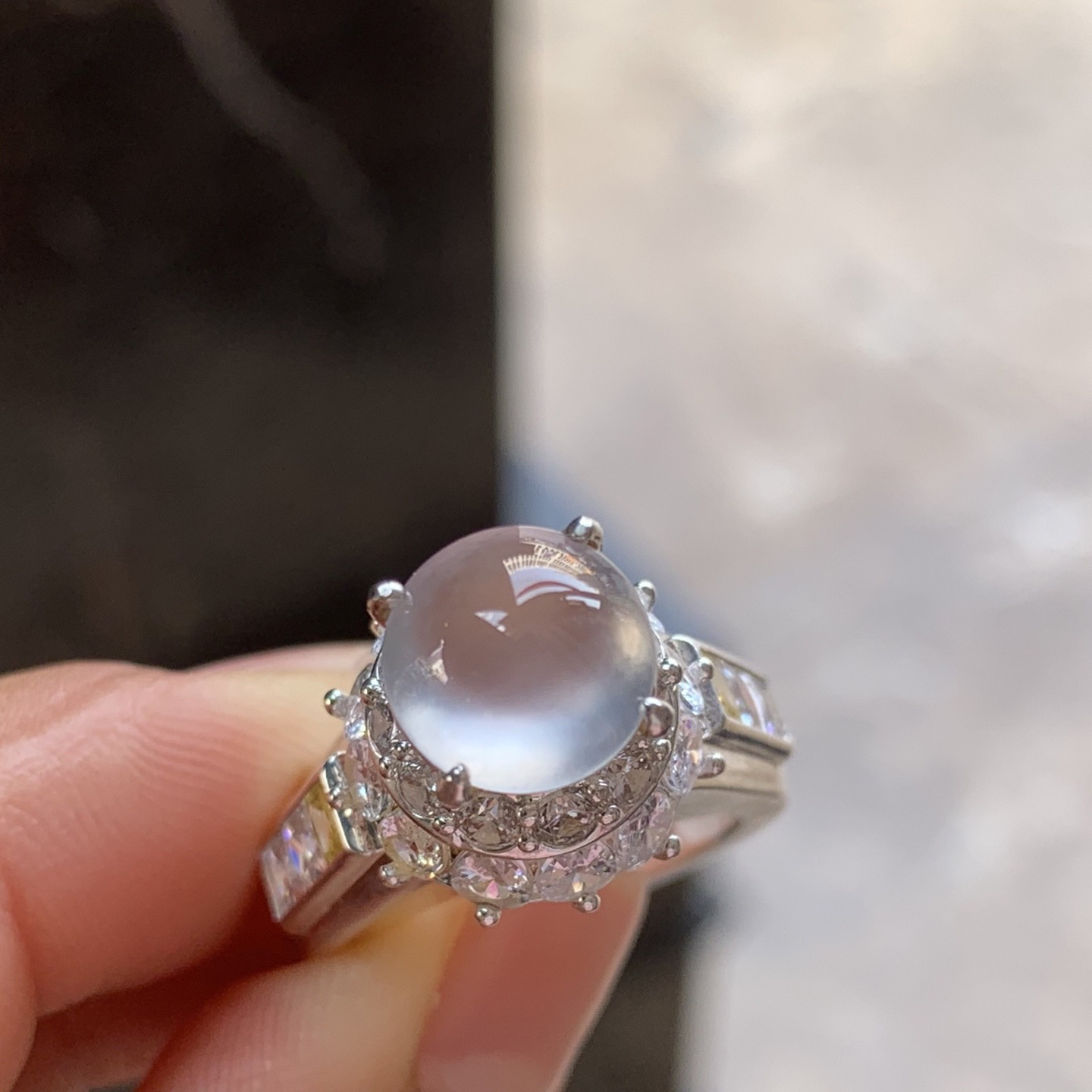 白冰戒面 冰透水润 饱满 铜托