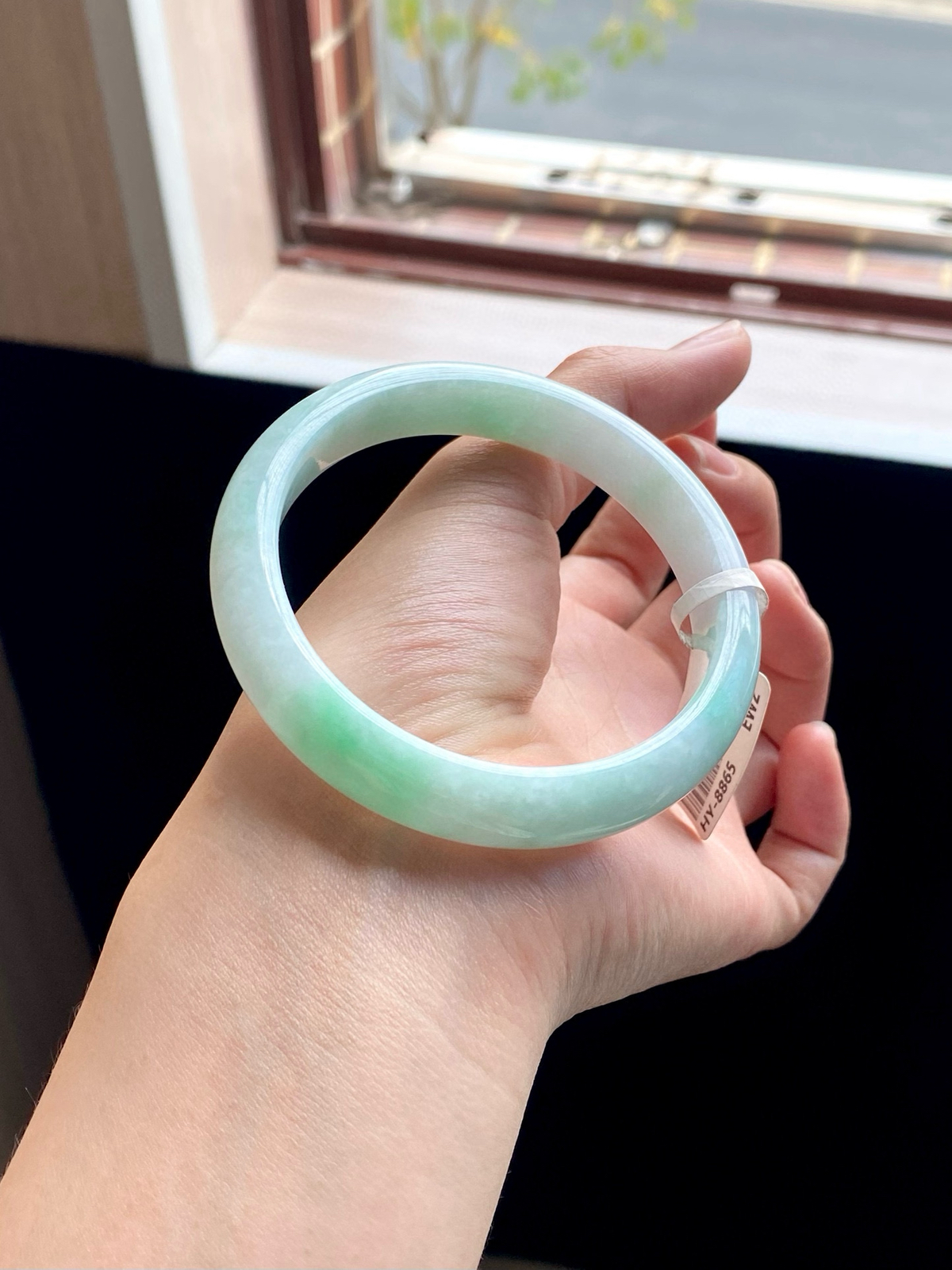 大圈口白底青正圈成品（无纹裂）
HY-8865
⭕️60-12-7.8