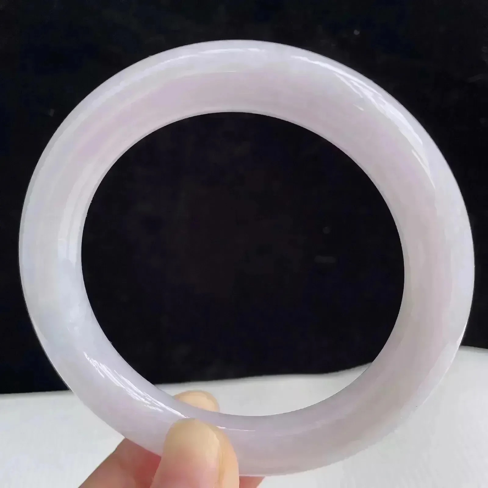 58圈有种有色天然翡翠A货淡紫玉手镯好种水春彩水润手镯67.22g