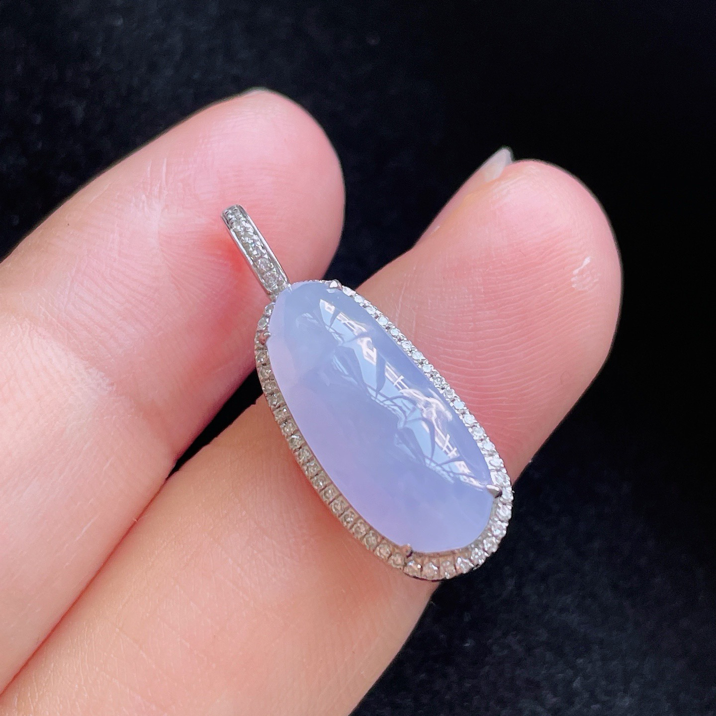 18K 紫罗兰·福豆

整24.8-9.3-6.7
裸16.8-7.3-3.3