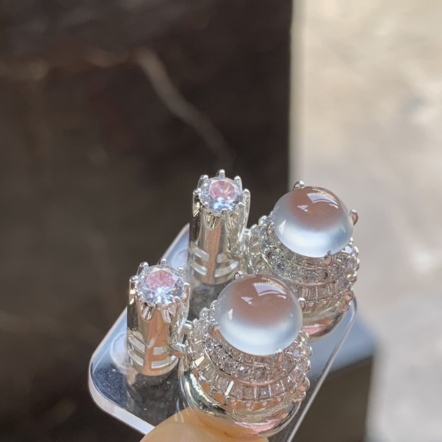 白冰戒面 冰透起光 饱满 铜托