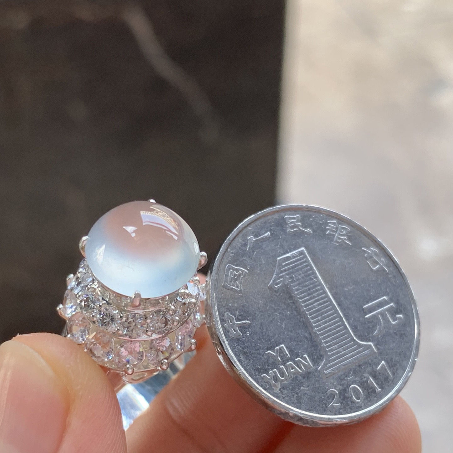 白冰戒面 冰透水润 饱满 铜托