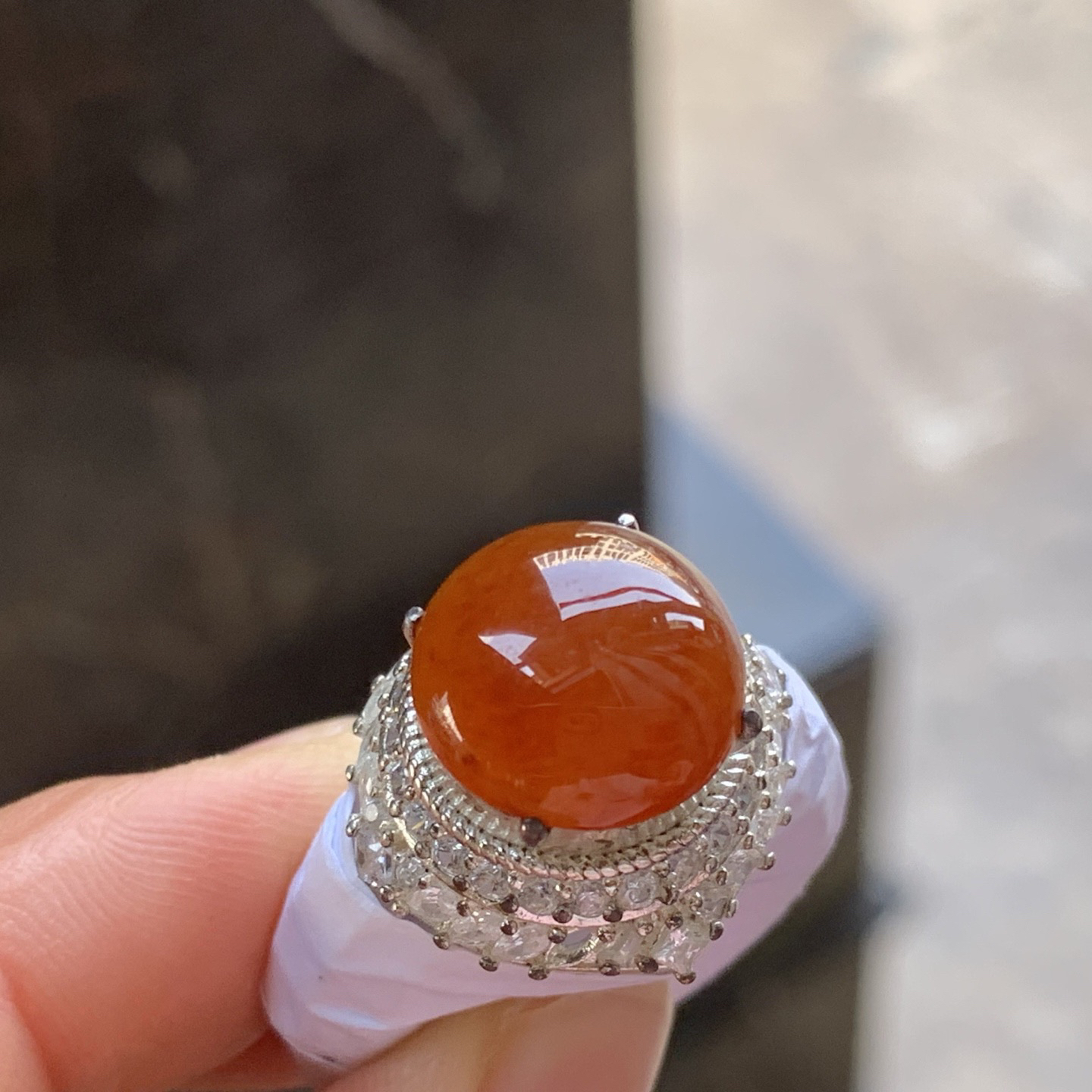 红翡戒面 颜色浓郁漂亮 铜托