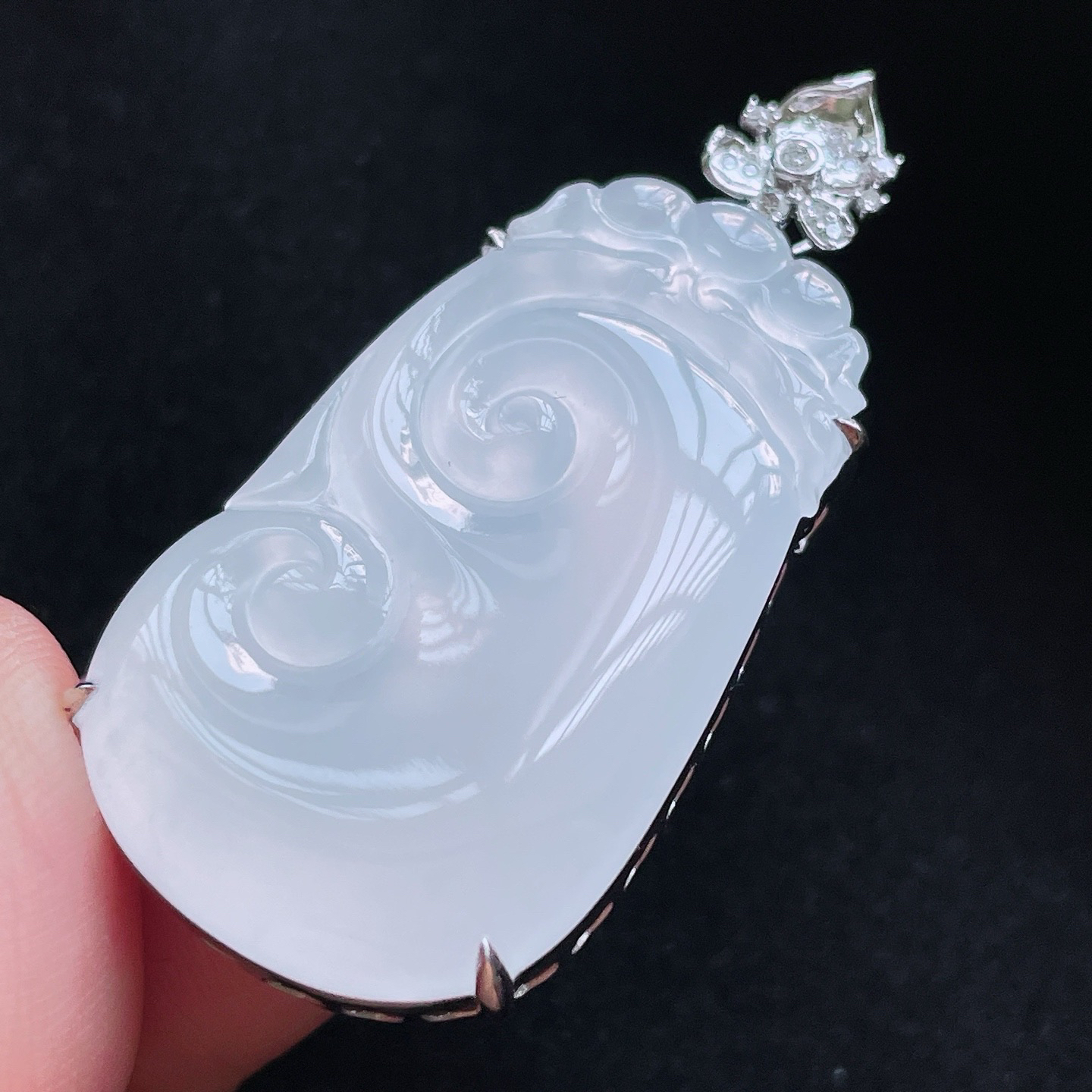 18K 冰种·如意

裸34.6-20.8-4