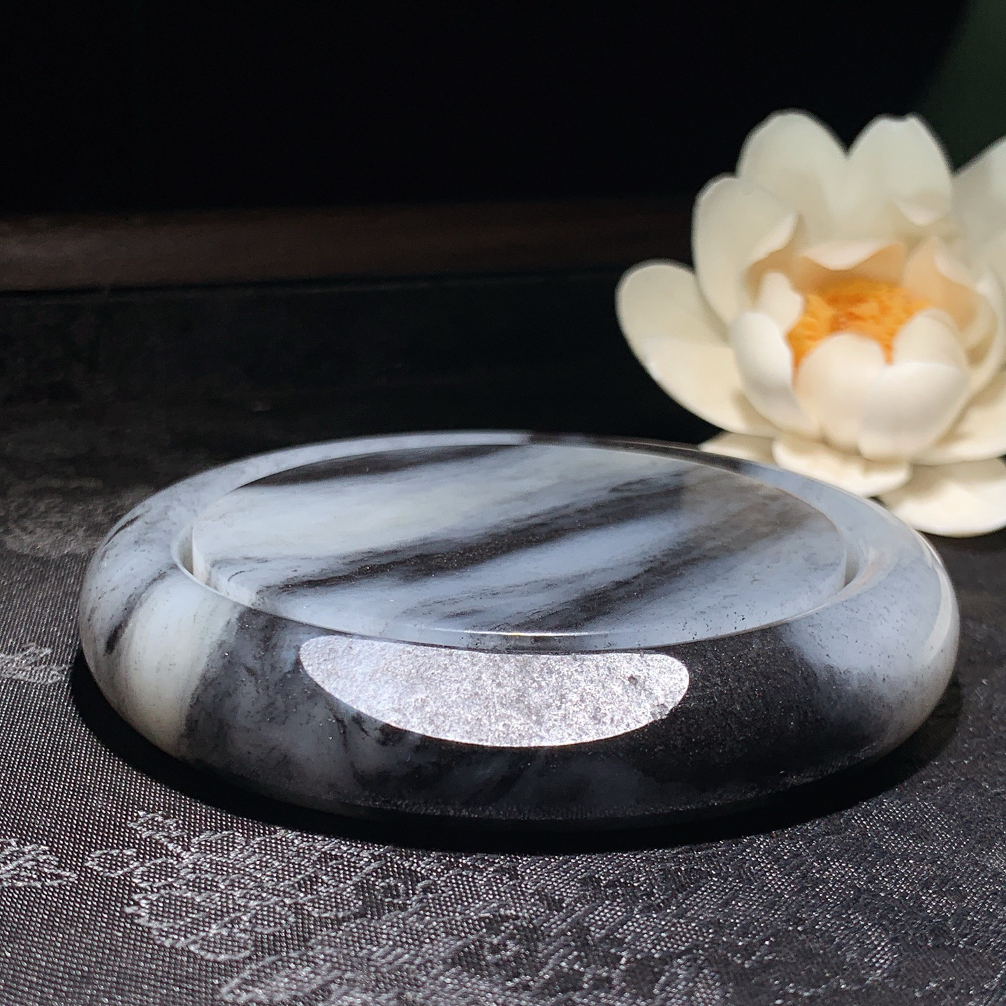 新疆和田玉籽料青花手镯 青花籽料套镯 镯子芯尺寸57/14重109.5克 60圈口条宽13厚9重63