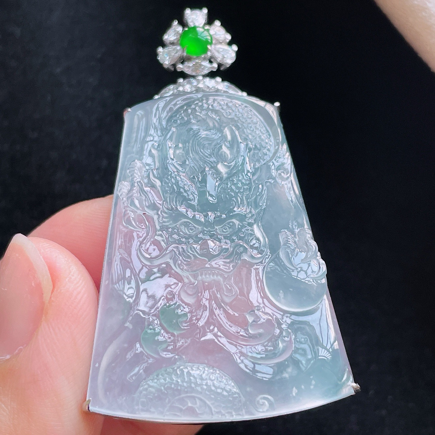 18K 冰种·龙牌

裸37.6-29.3-4.5