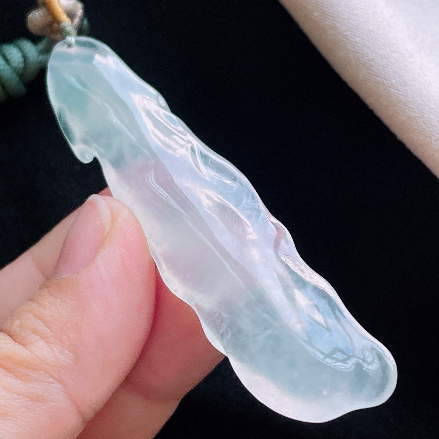 冰种·悟道

裸76.2-17.2-7.5