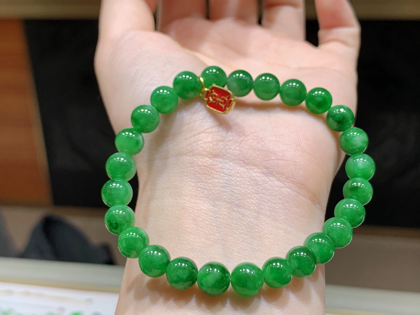 ️ 辣绿手串老坑冰透 种老水足 水润光泽性价比高