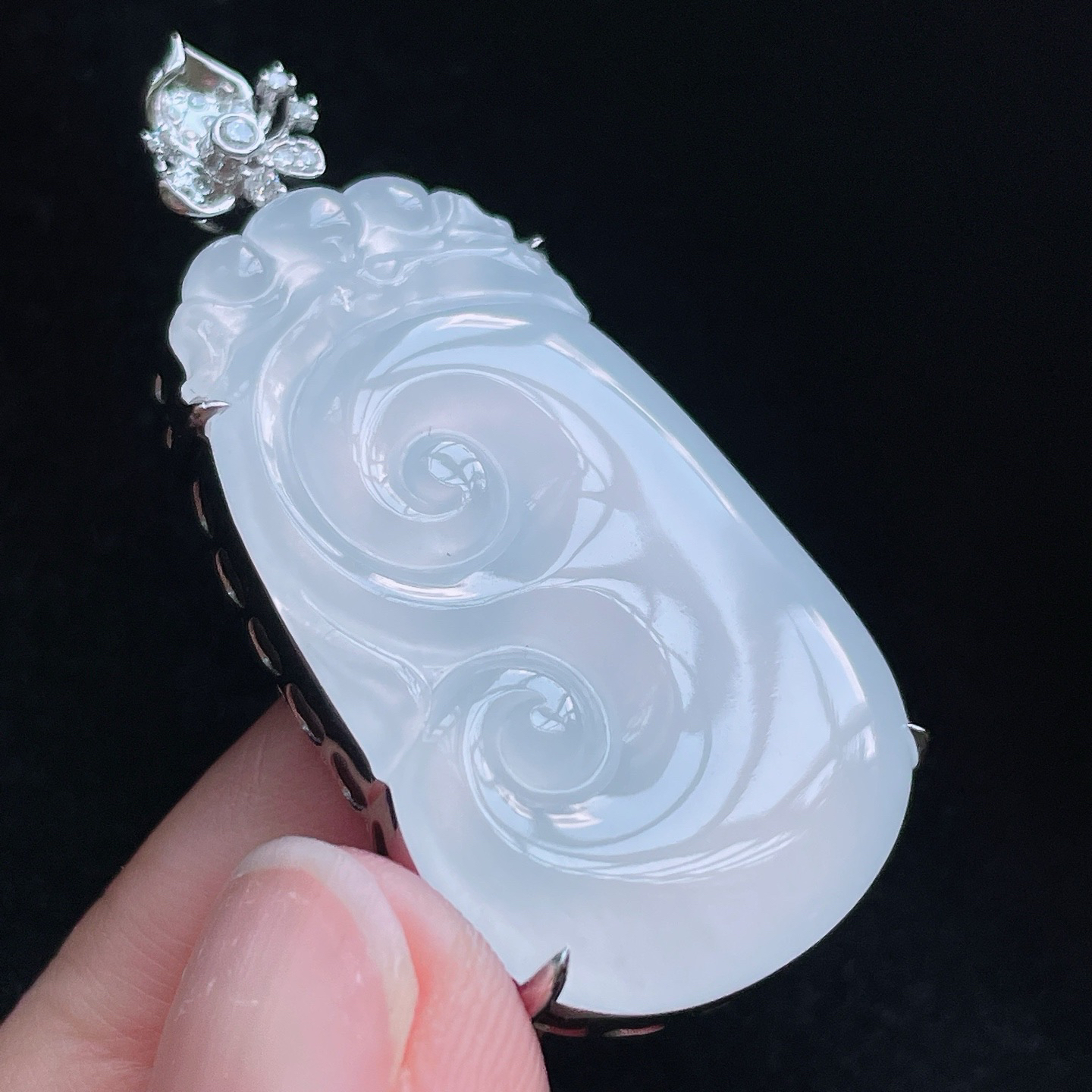 18K 冰种·如意

裸34.6-20.8-4