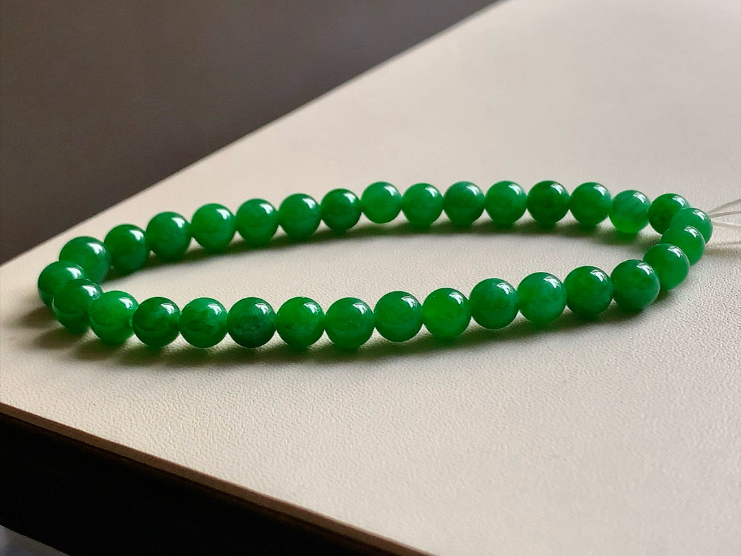 ️ 辣绿手串 色泽艳丽漂亮，品相极佳，完美尺寸6.4