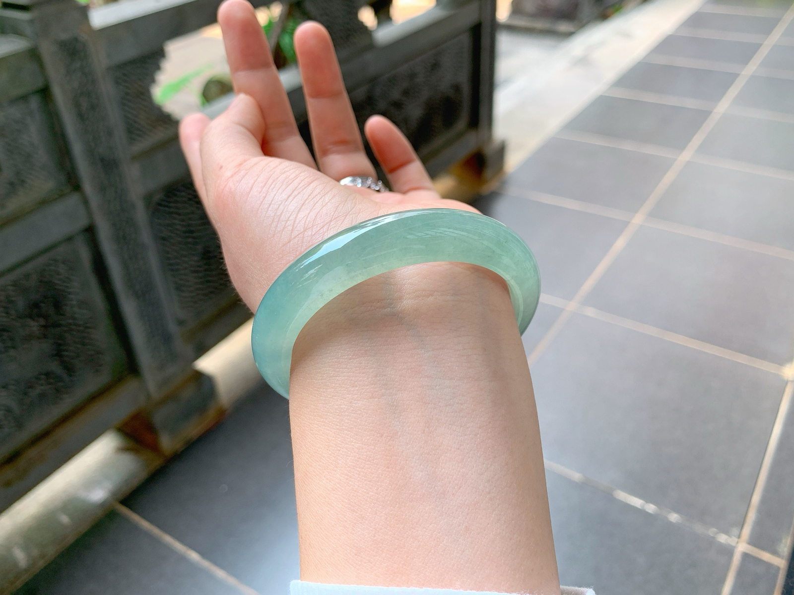 ｜54圈口
湖水绿，半山半水，种好起光