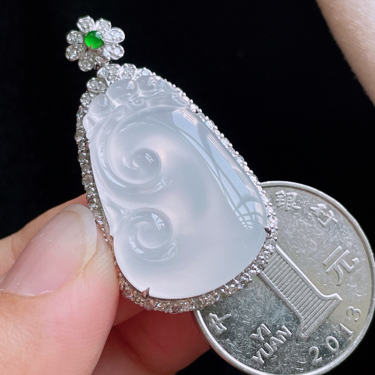 18K 冰种·如意

整40-21.2-8.6
裸27.9-18.8-3.6