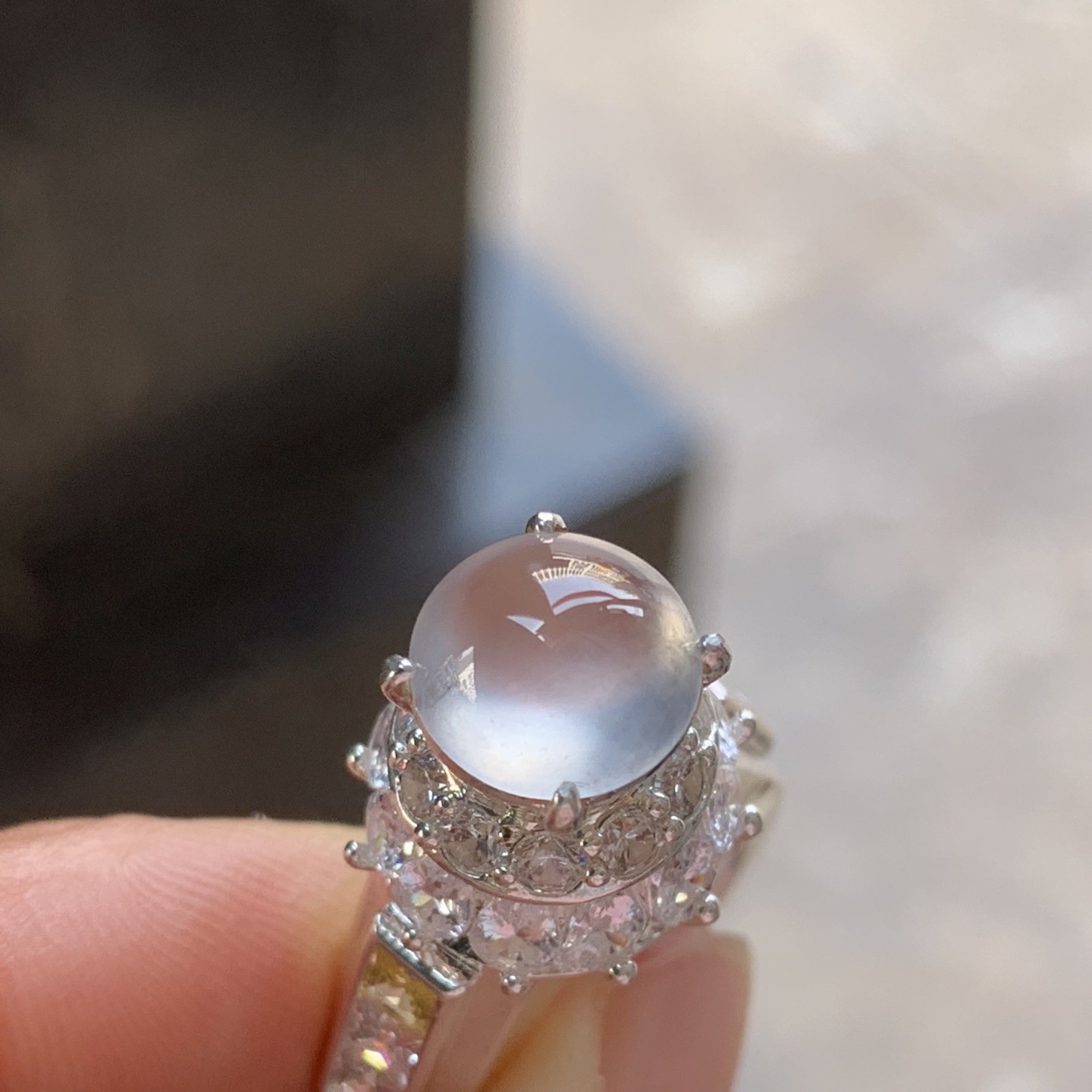 白冰戒面 冰透水润 饱满 铜托