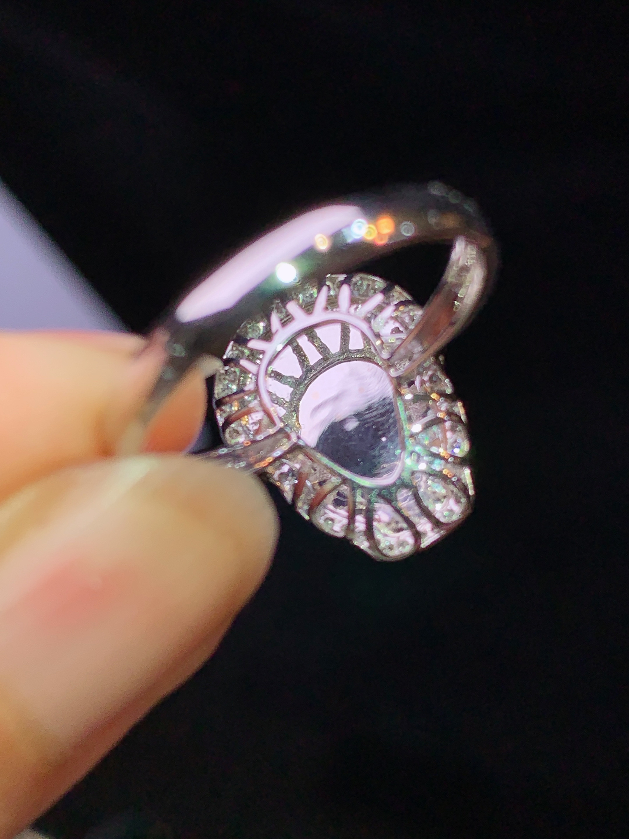 18k金钻镶嵌翠绿葫芦吊坠 玉质细腻 色泽艳丽清新 水润亮眼 圈口13.5 整体尺寸15*12*7.5f3