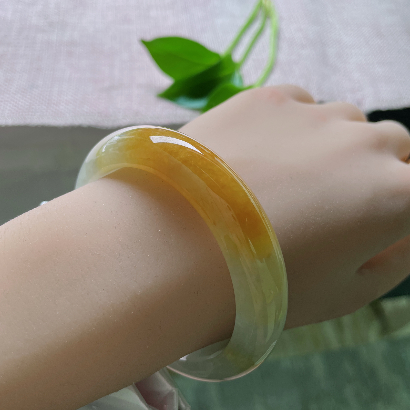 55.2/13.3/8.5，黄翡，正圈，版型好，贵气，耐看，富贵天成