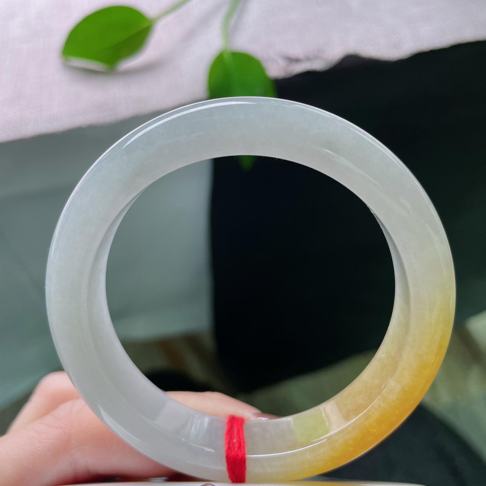 55.3/12.5/8.7，冰黄翡正圈，种老，像日落跌进昭昭星野，人间忽晚，山河已秋