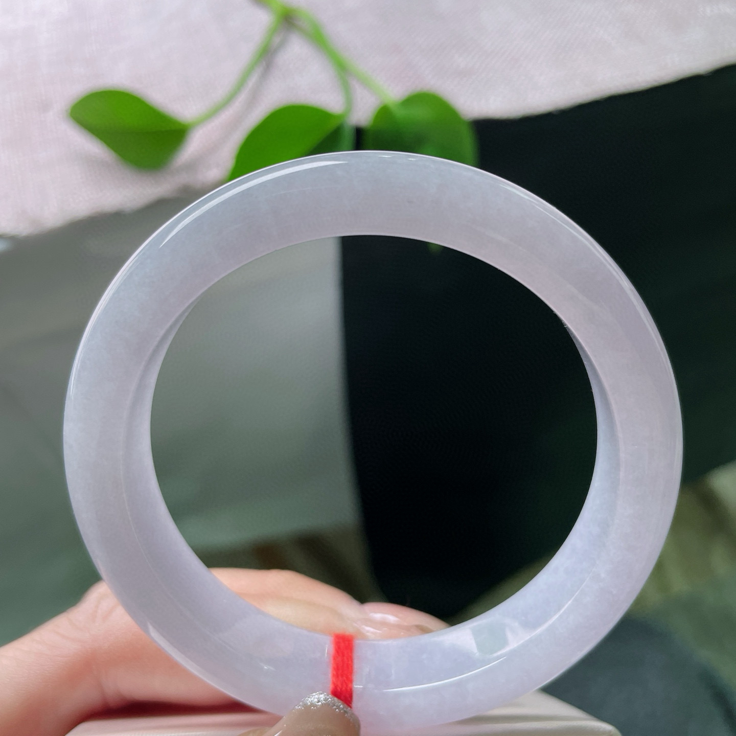 58.6/12.5/8.8紫罗兰正圈，水润细腻，梦幻甜美，优雅永不过时