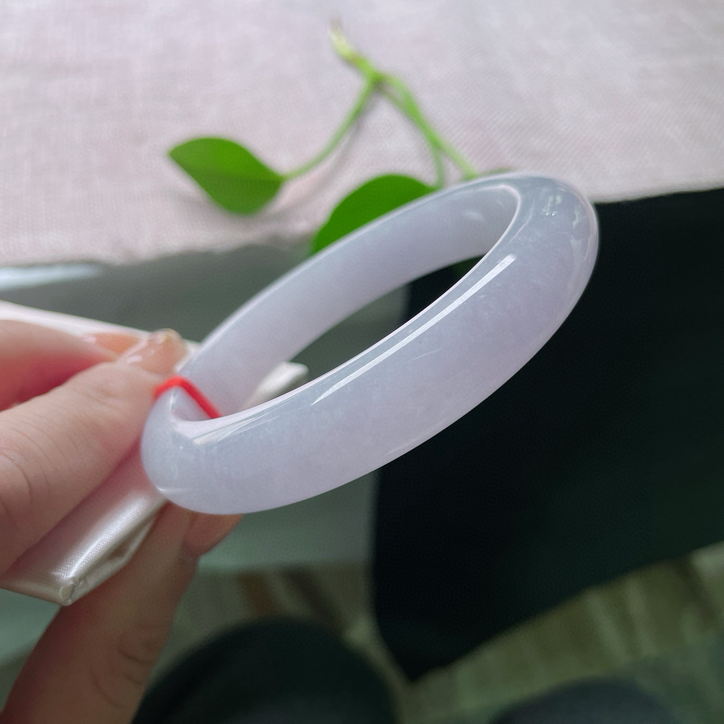 58.6/12.5/8.8紫罗兰正圈，水润细腻，梦幻甜美，优雅永不过时