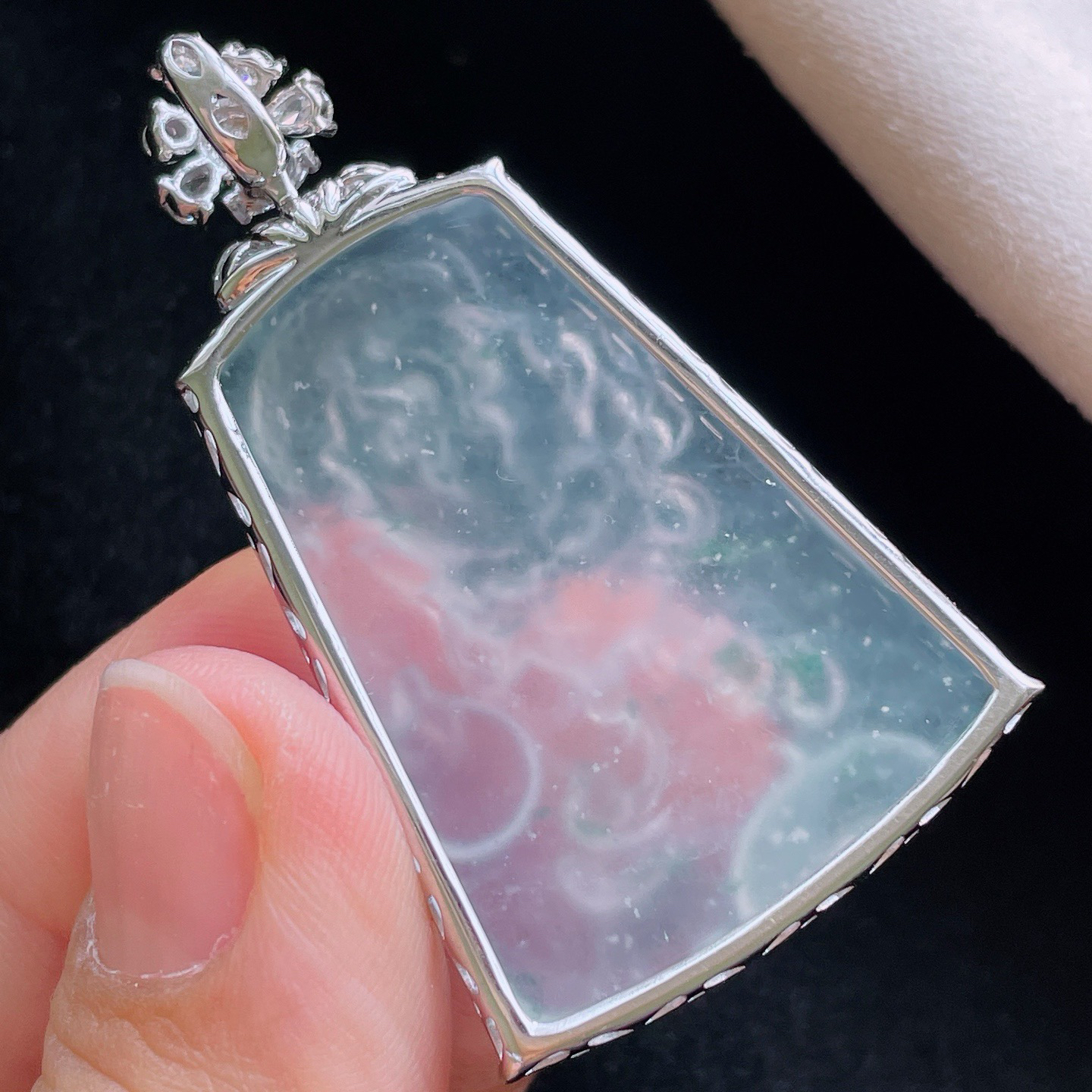 18K 冰种·龙牌

裸37.6-29.3-4.5