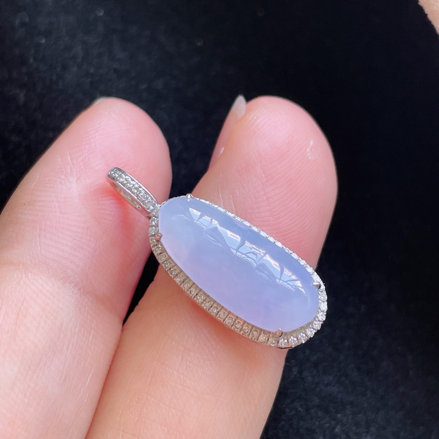 18K 紫罗兰·福豆

整24.8-9.3-6.7
裸16.8-7.3-3.3