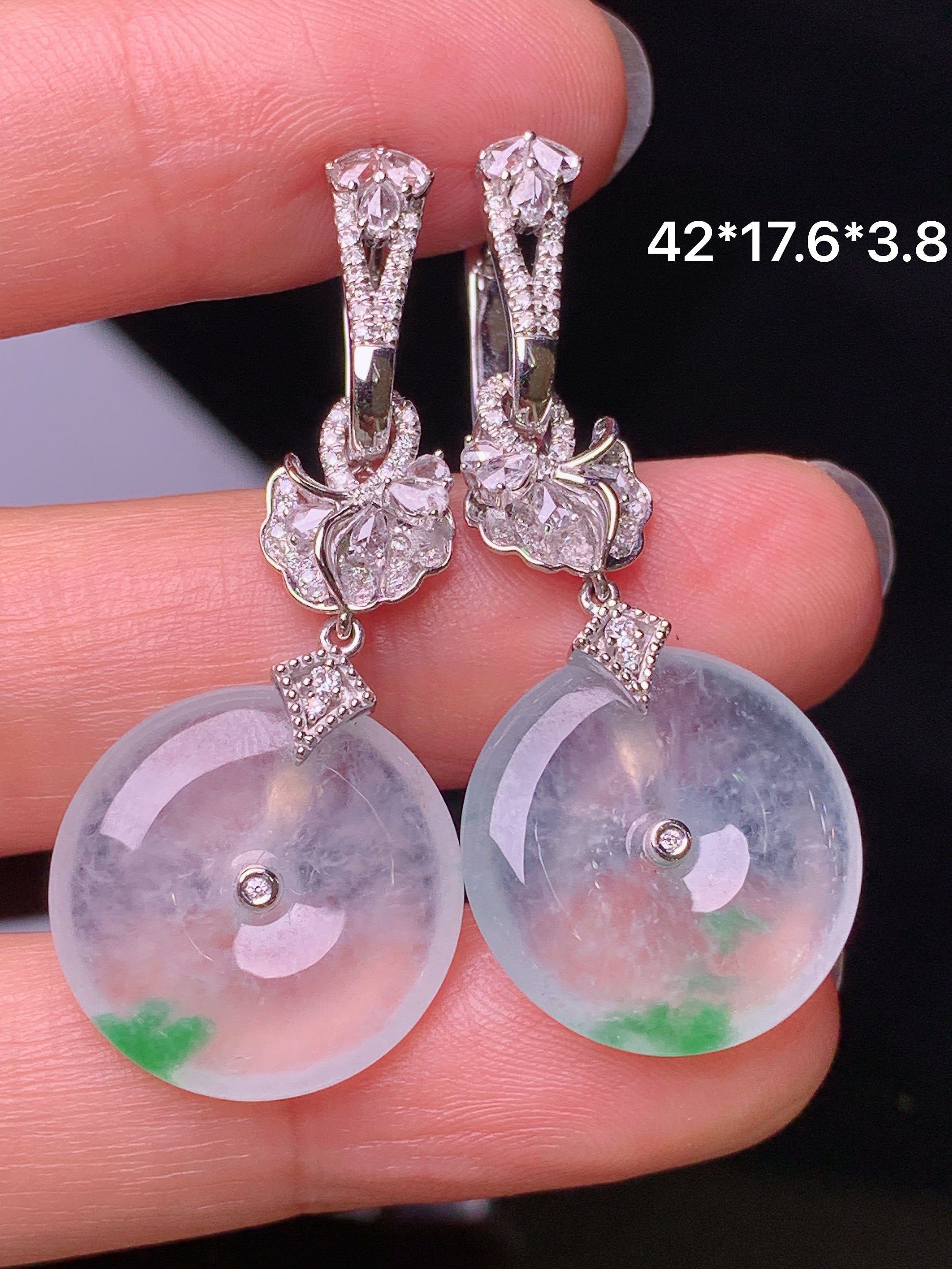 18k金钻镶嵌冰种平安扣耳坠 玉质细腻 色泽艳丽清新 水润亮眼 整体尺寸42*17.6*3.8m5