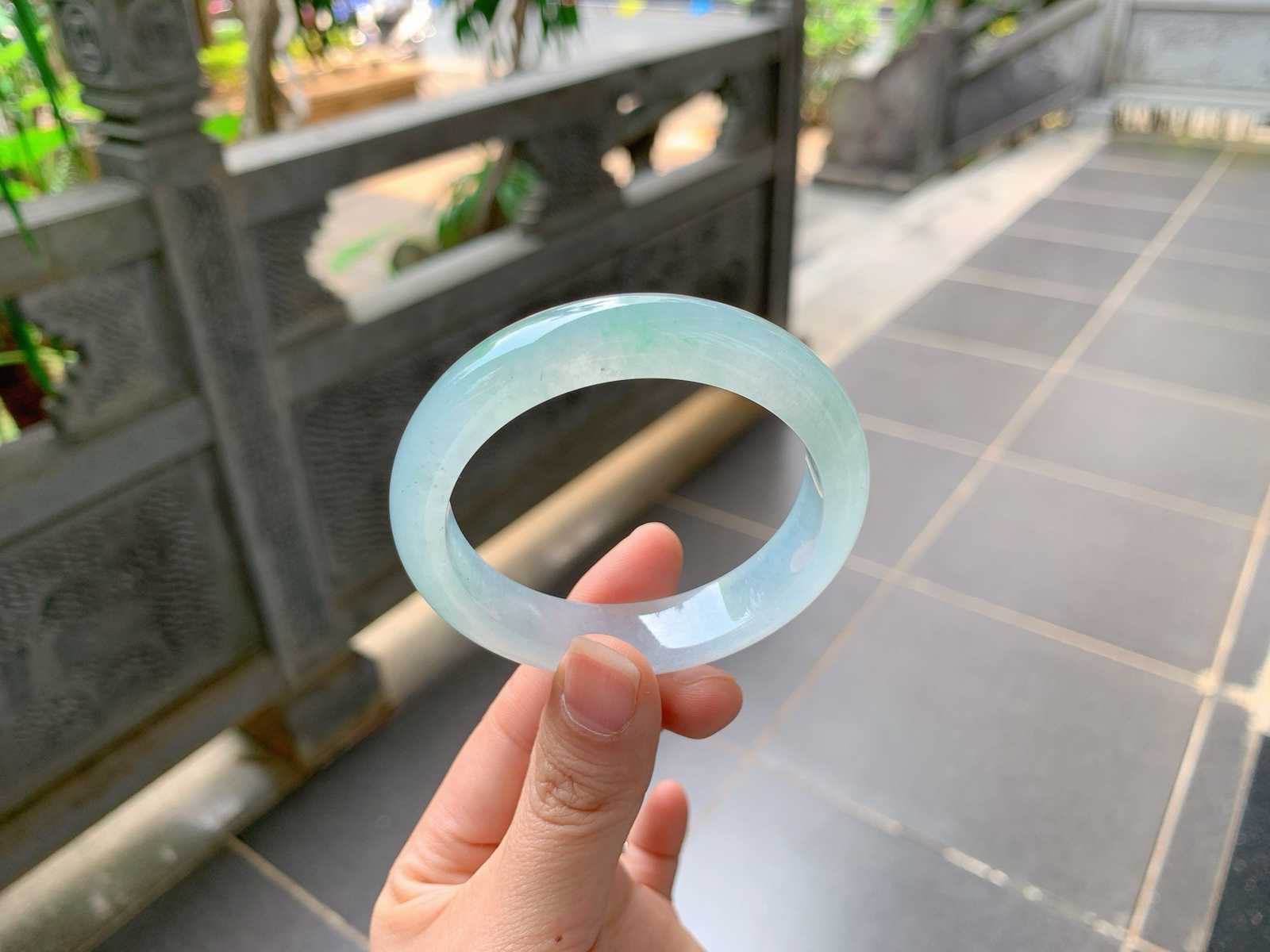 ｜51圈口
金丝绿，冰飘绿丝，拉满，小手来，有点矿点性价比很高