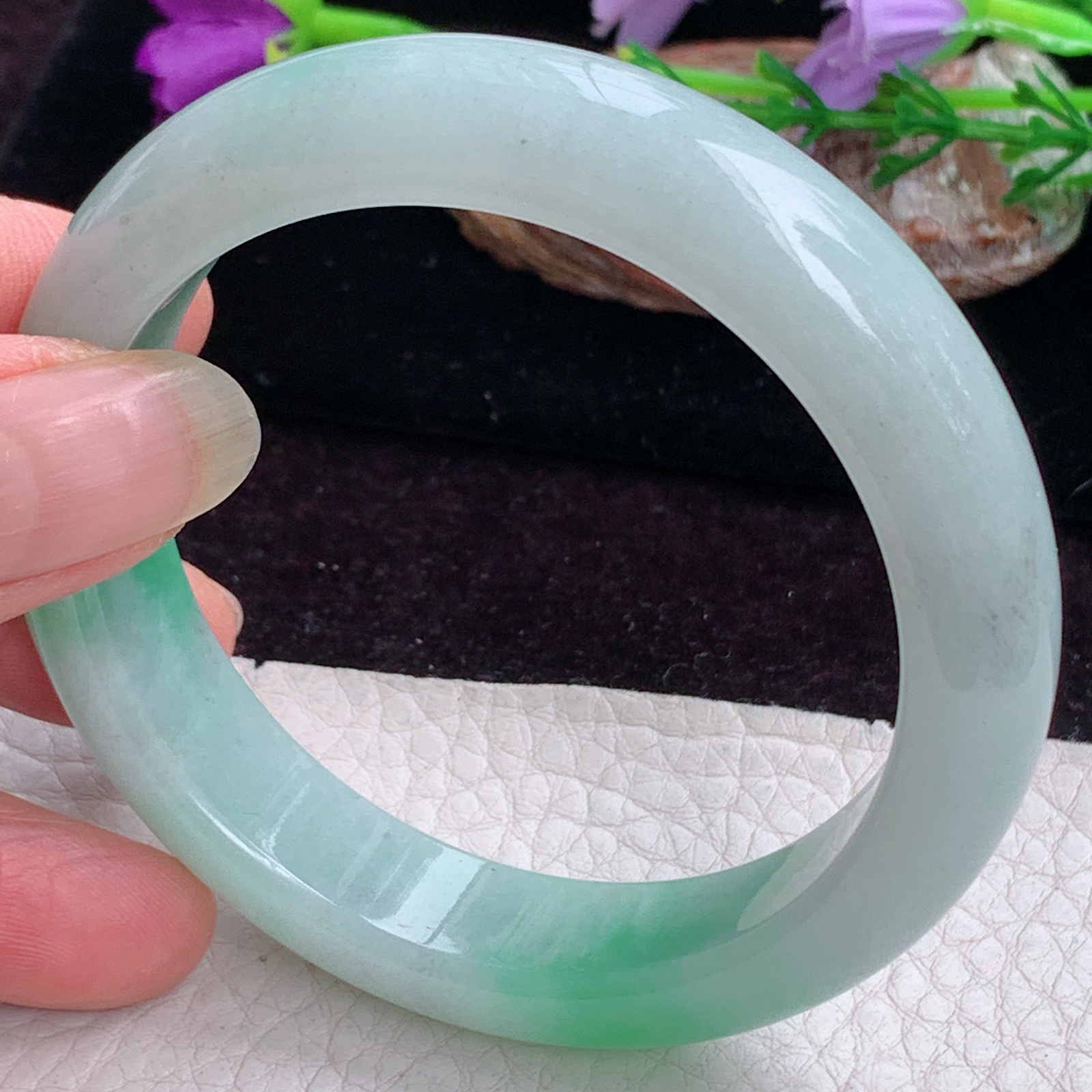 yh实拍56*13.3*8.2平安镯 天然缅甸翡翠手镯飘绿胶感正圈玉镯子