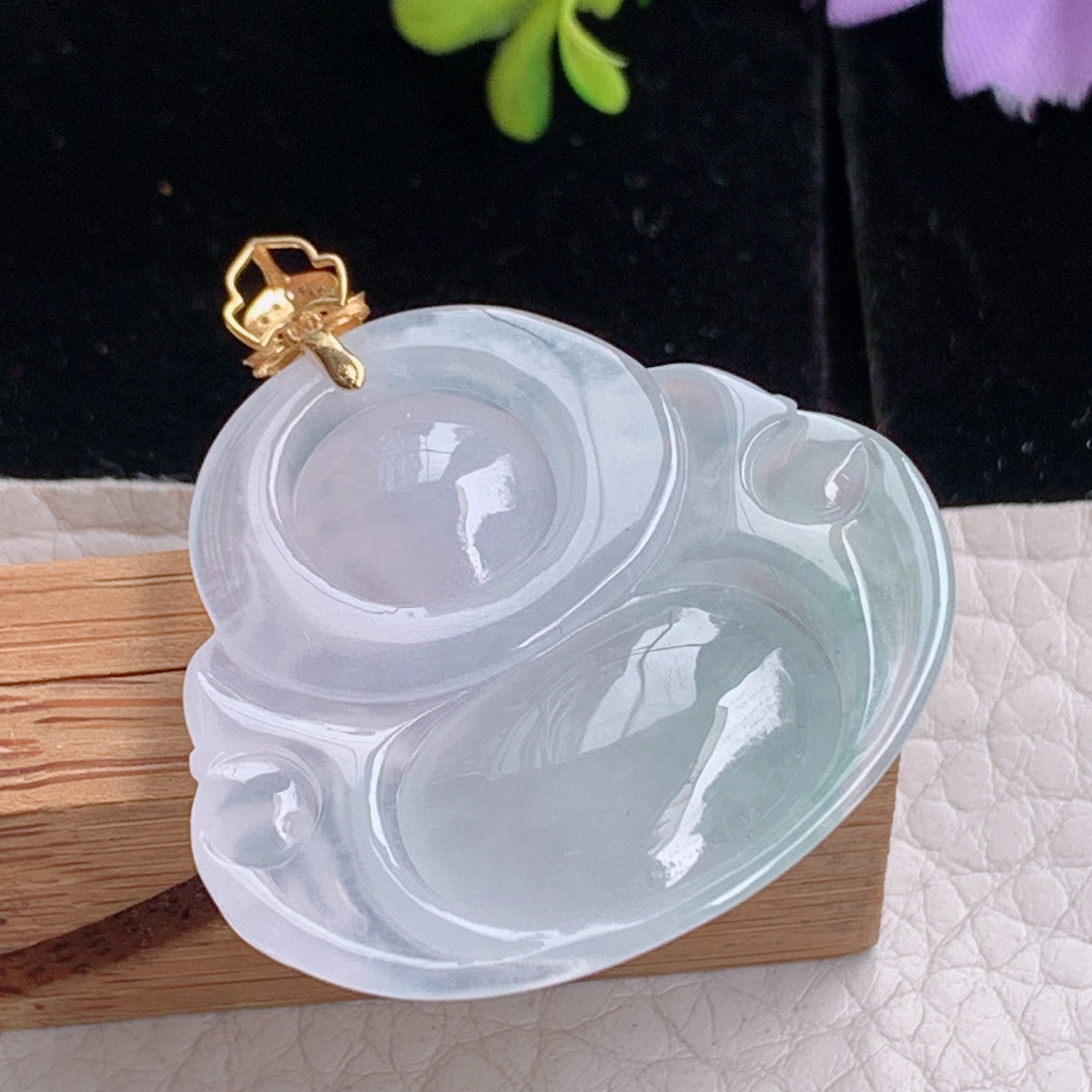 zz3实拍32*35.3*6缅甸翡翠白冰大佛公吊坠 镶18k金扣大肚弥勒佛毛衣坠