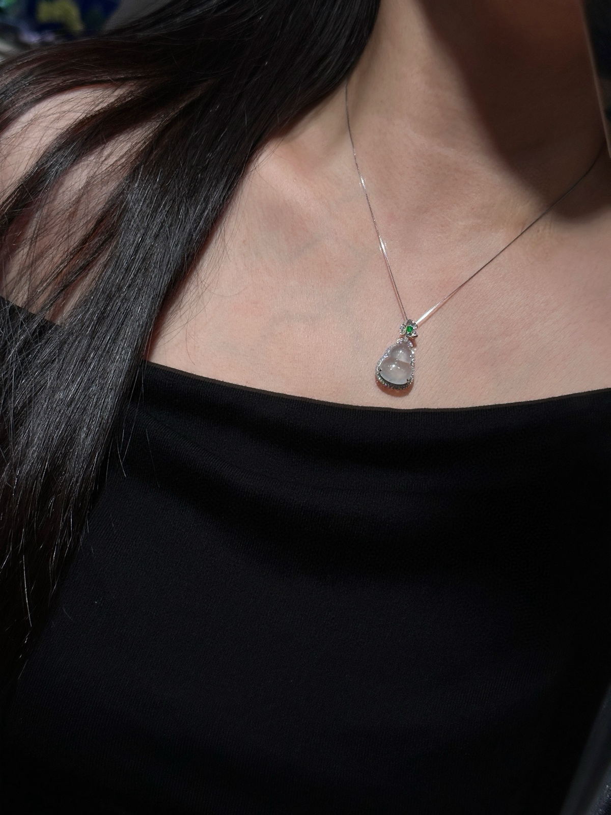 🤍雪花棉·葫芦

冰透果冻感，像含了一口山泉水，戴颈间超解暑～