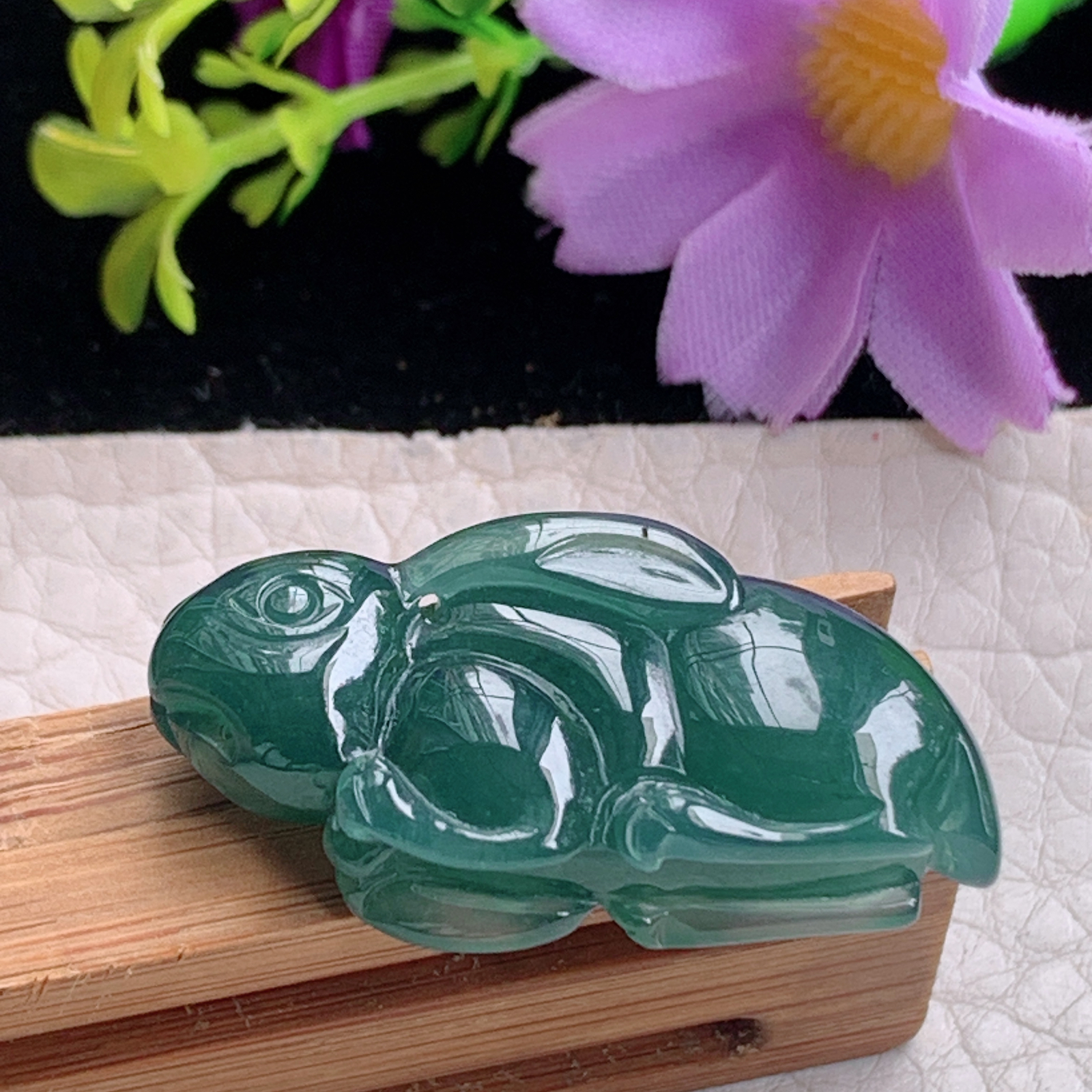 zz3实拍34*17*8.5翡翠冰透蓝水立体生肖兔子吊坠 宝宝小孩平安玉坠