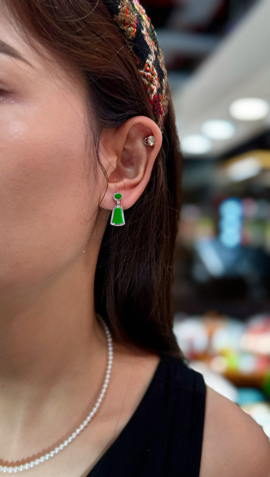 冰种 正阳绿 无事牌耳坠
18k金镶嵌