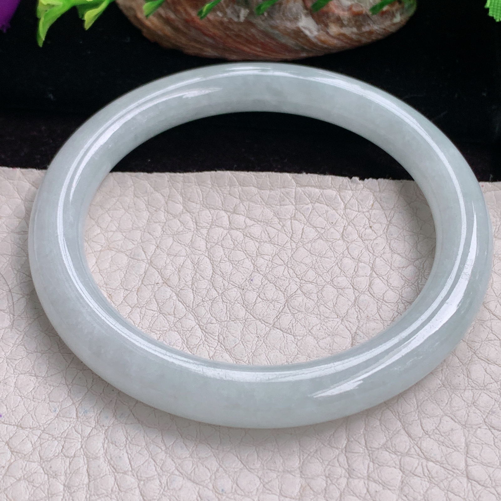 ee实拍56.5*8.2*8.8美人镯 天然缅甸翡翠手镯白月光清爽圆条正圈玉镯子