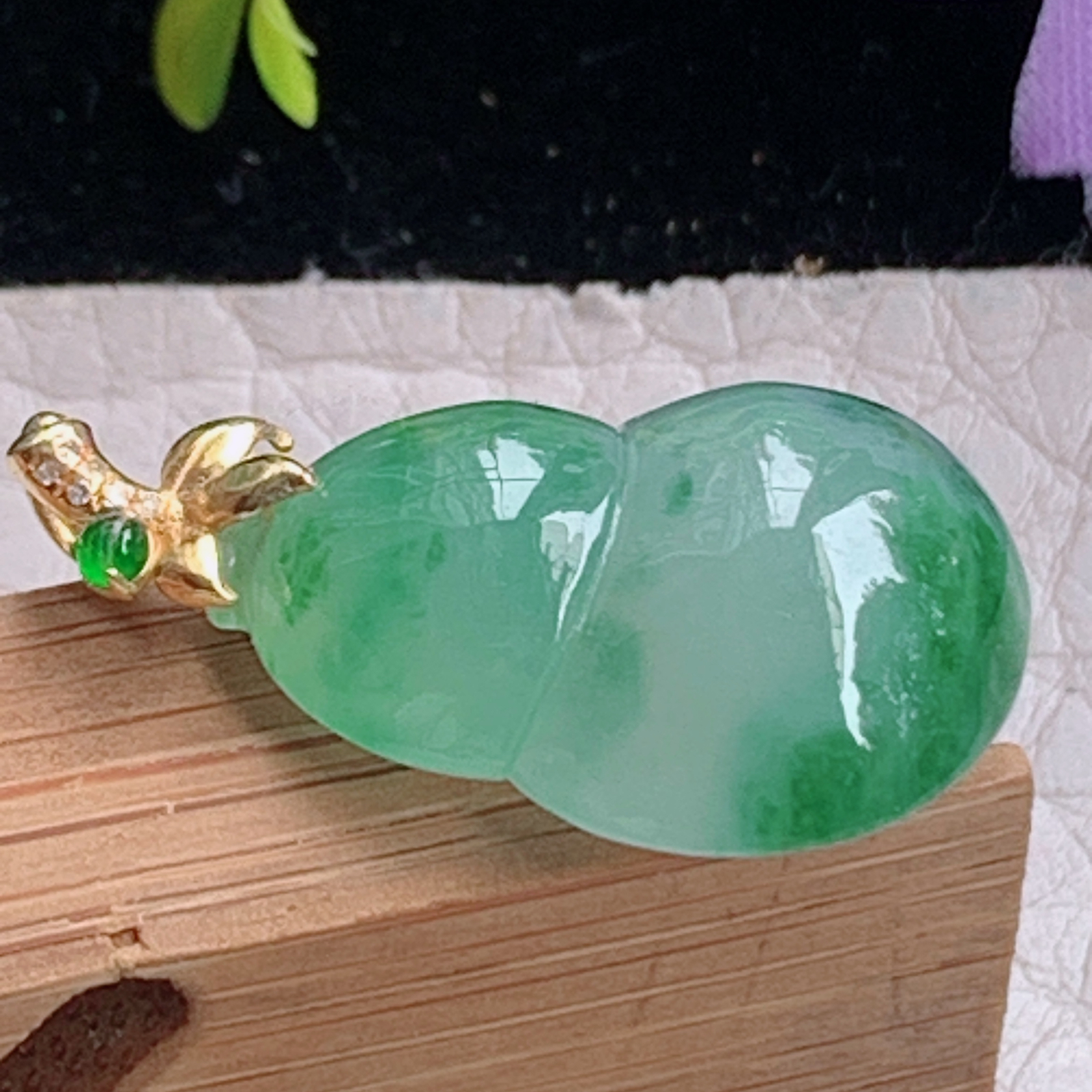 zz3实拍连金26.5*15.5*7.3缅甸翡翠冰种飘花葫芦吊坠 女款平安福禄玉坠