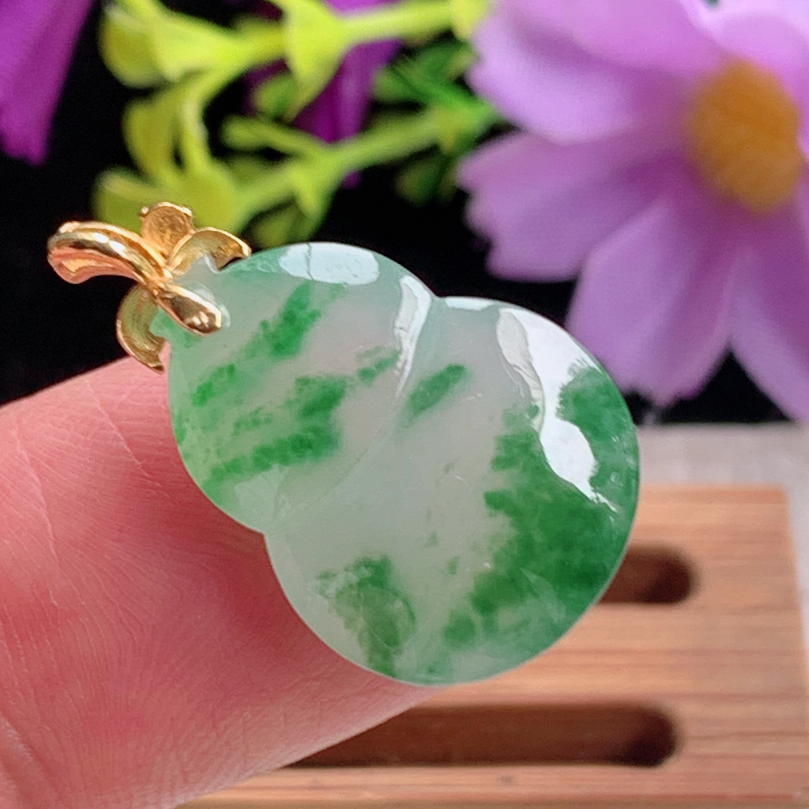 zz3实拍连金26.5*15.5*7.3缅甸翡翠冰种飘花葫芦吊坠 女款平安福禄玉坠