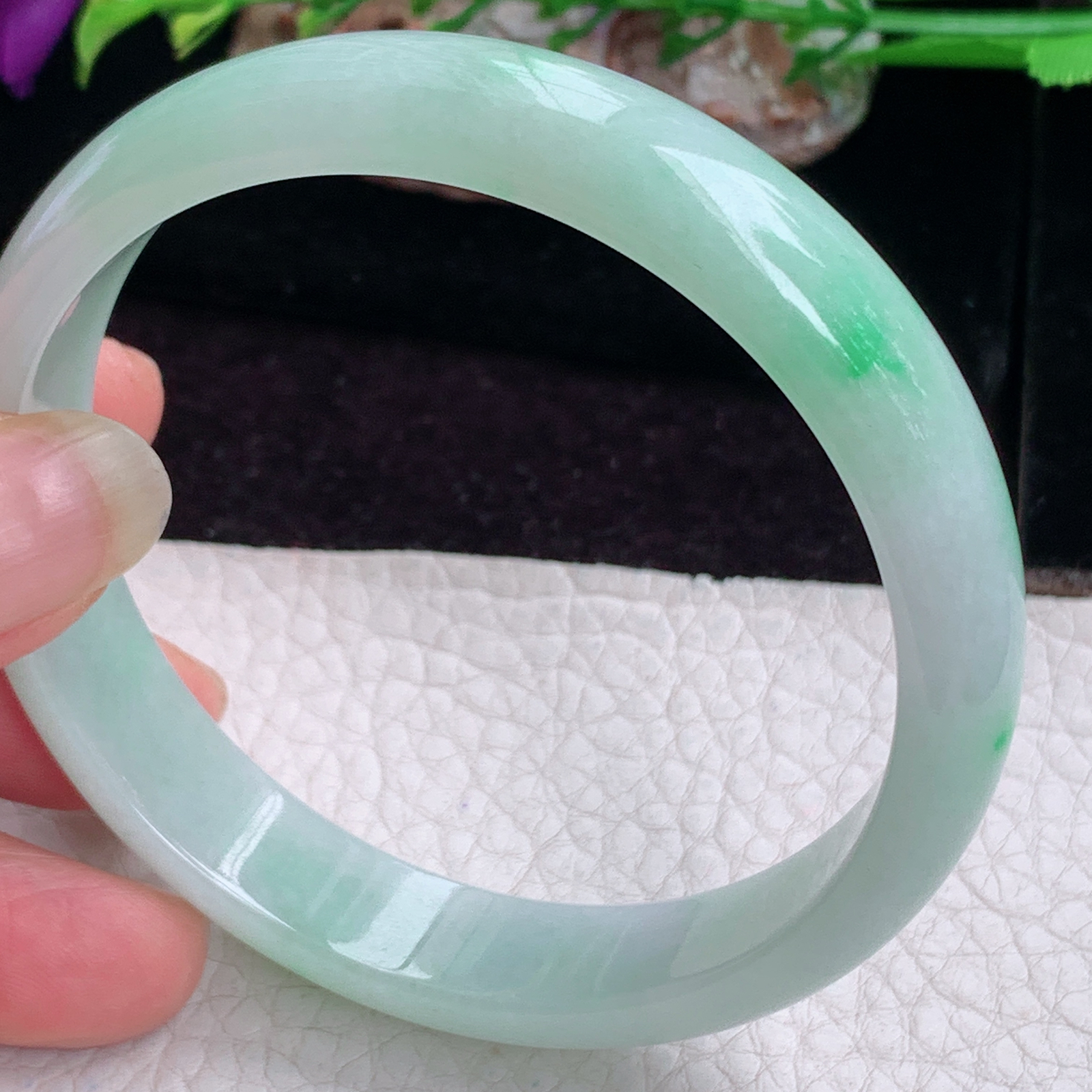 hy实拍59*12.5*6.5平安镯 天然缅甸翡翠手镯白底青正圈玉镯子