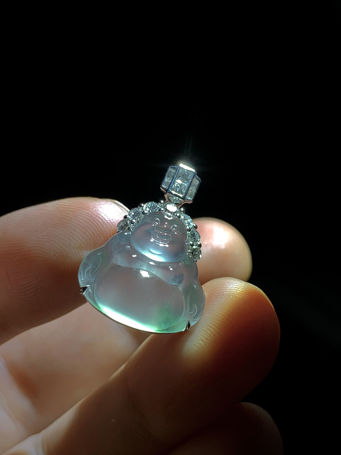 【大肚能容·笑口常开·弥勒佛】，
裸石约17-15.5-4.2mm，
整体23.8-17-6.6mm