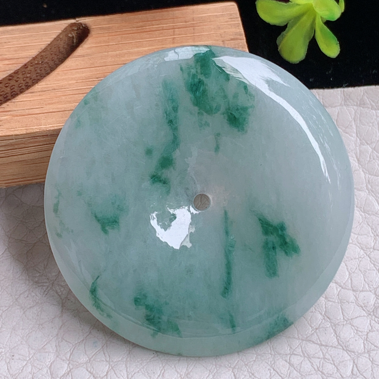 zz3实拍42.6*5.3缅甸翡翠飘花大平安扣吊坠 平安毛衣坠