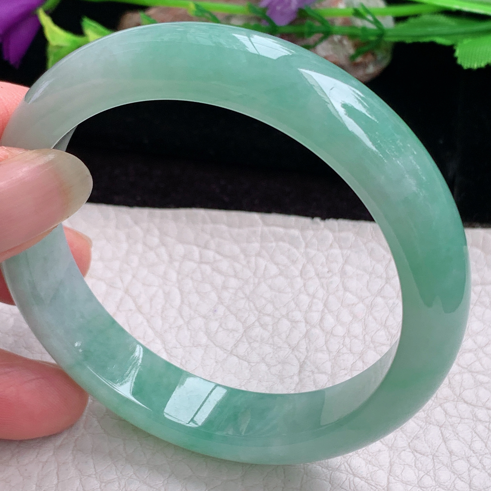 ee实拍57.5*13*8.2平安镯 天然缅甸翡翠手镯冰胶飘绿清爽大气正圈玉镯子