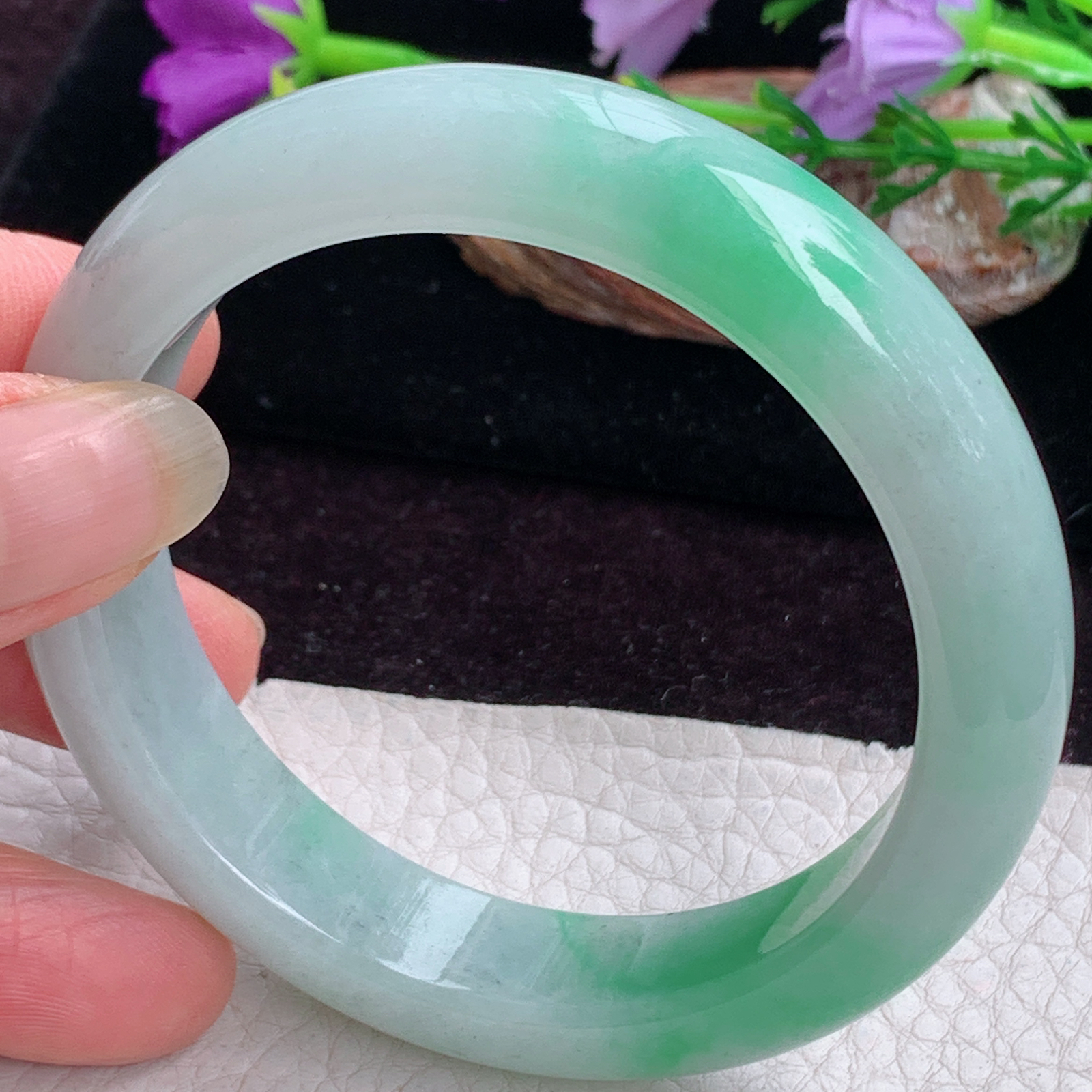 yh实拍56*13.3*8.2平安镯 天然缅甸翡翠手镯飘绿胶感正圈玉镯子