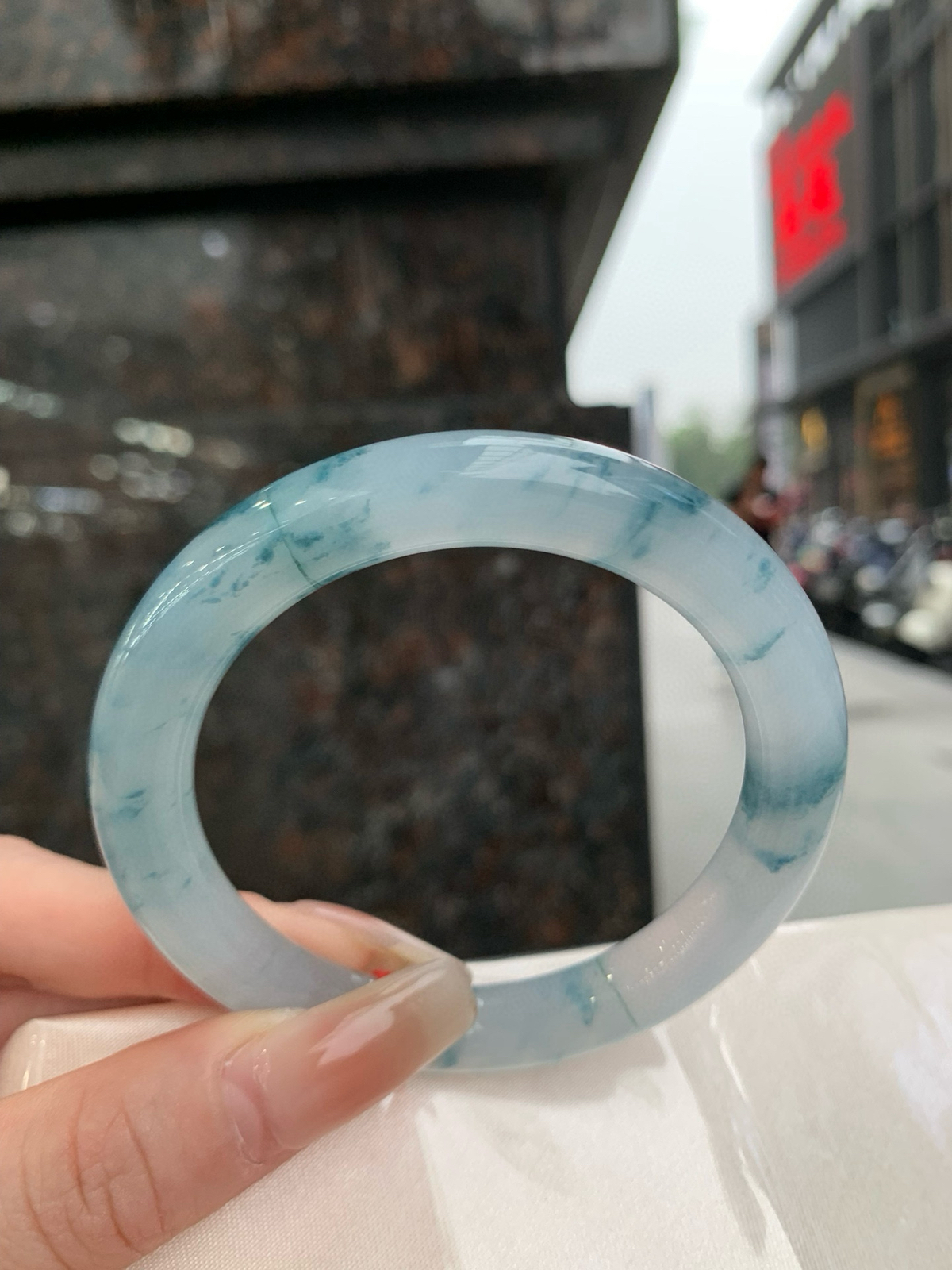 飘蓝花圆条，很有意境，无暇
53.6-9.4-9.4