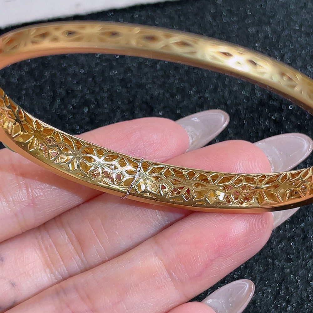 冰阳绿蛋面手镯  高端大气 性价比高 圈口56.50整体53.8-8.0-6.5裸石7.2-6.0