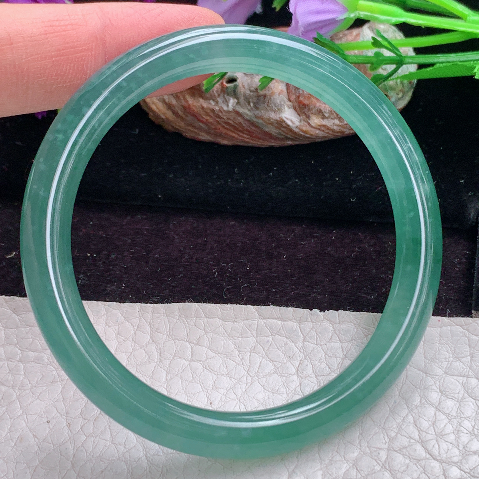 yh实拍56*7.6美人镯 天然翡翠手镯冰蓝圆条正圈玉镯子 叮当镯