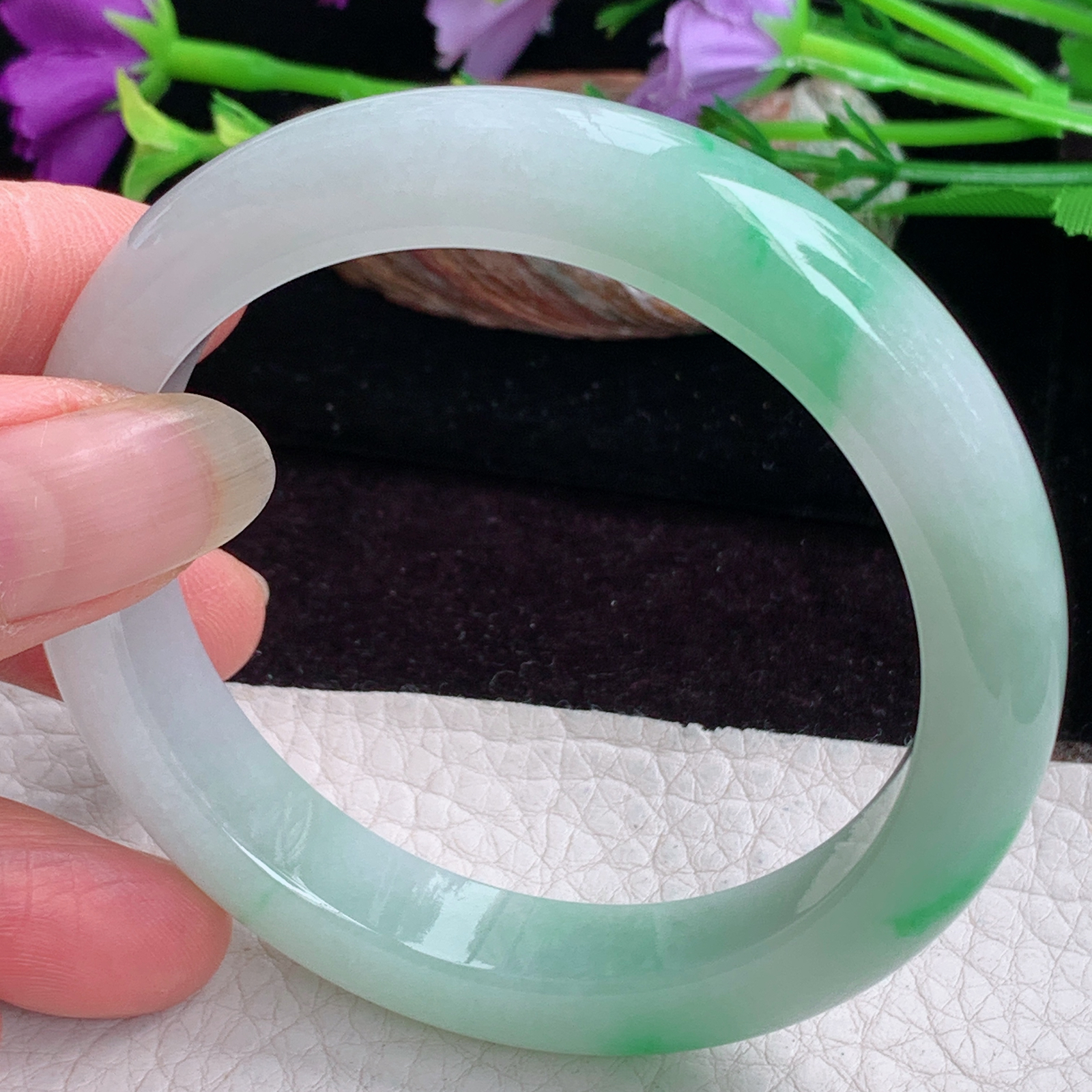 yh实拍56*11.2*8.2平安镯 天然缅甸翡翠手镯白底青正圈玉镯子