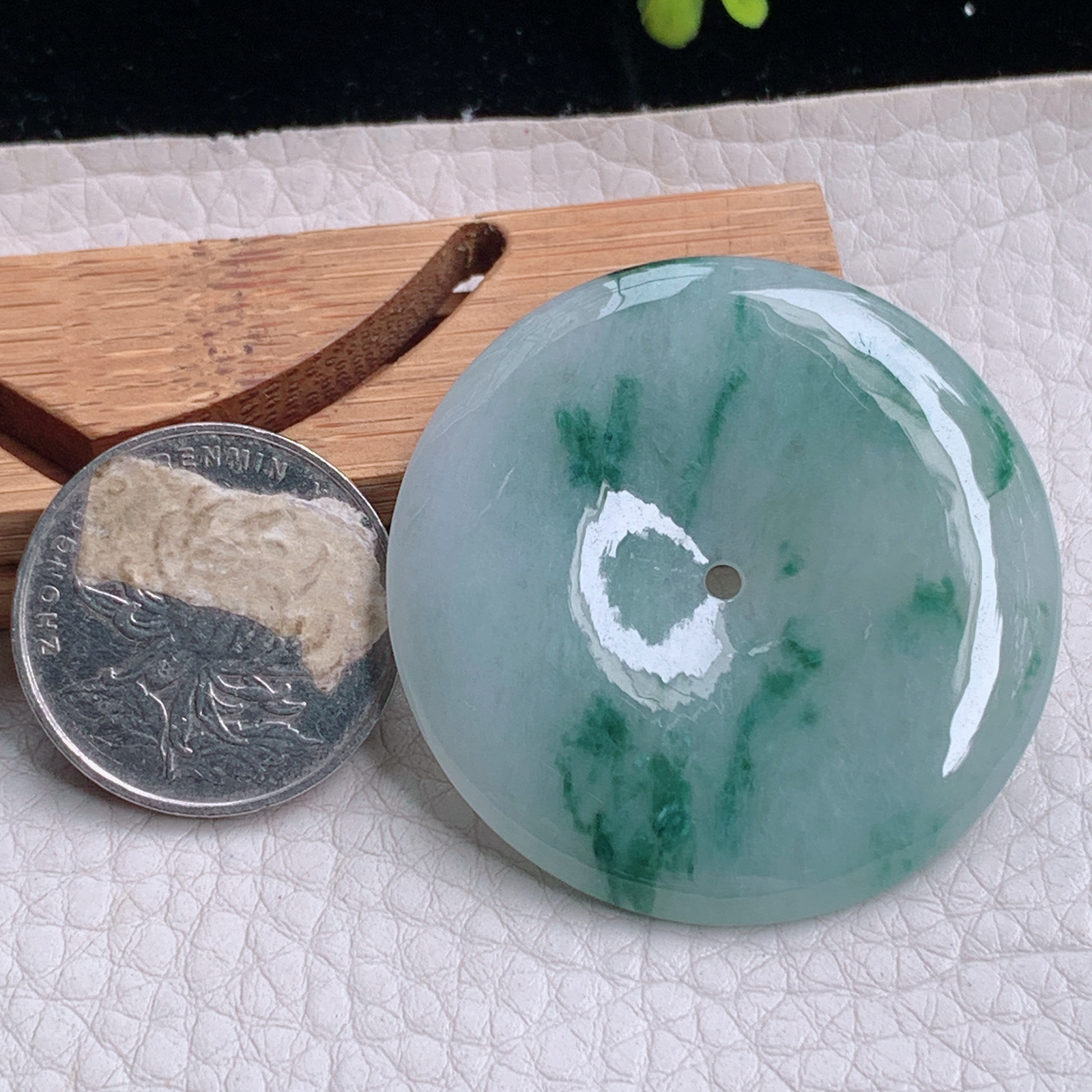 zz3实拍42.6*5.3缅甸翡翠飘花大平安扣吊坠 平安毛衣坠