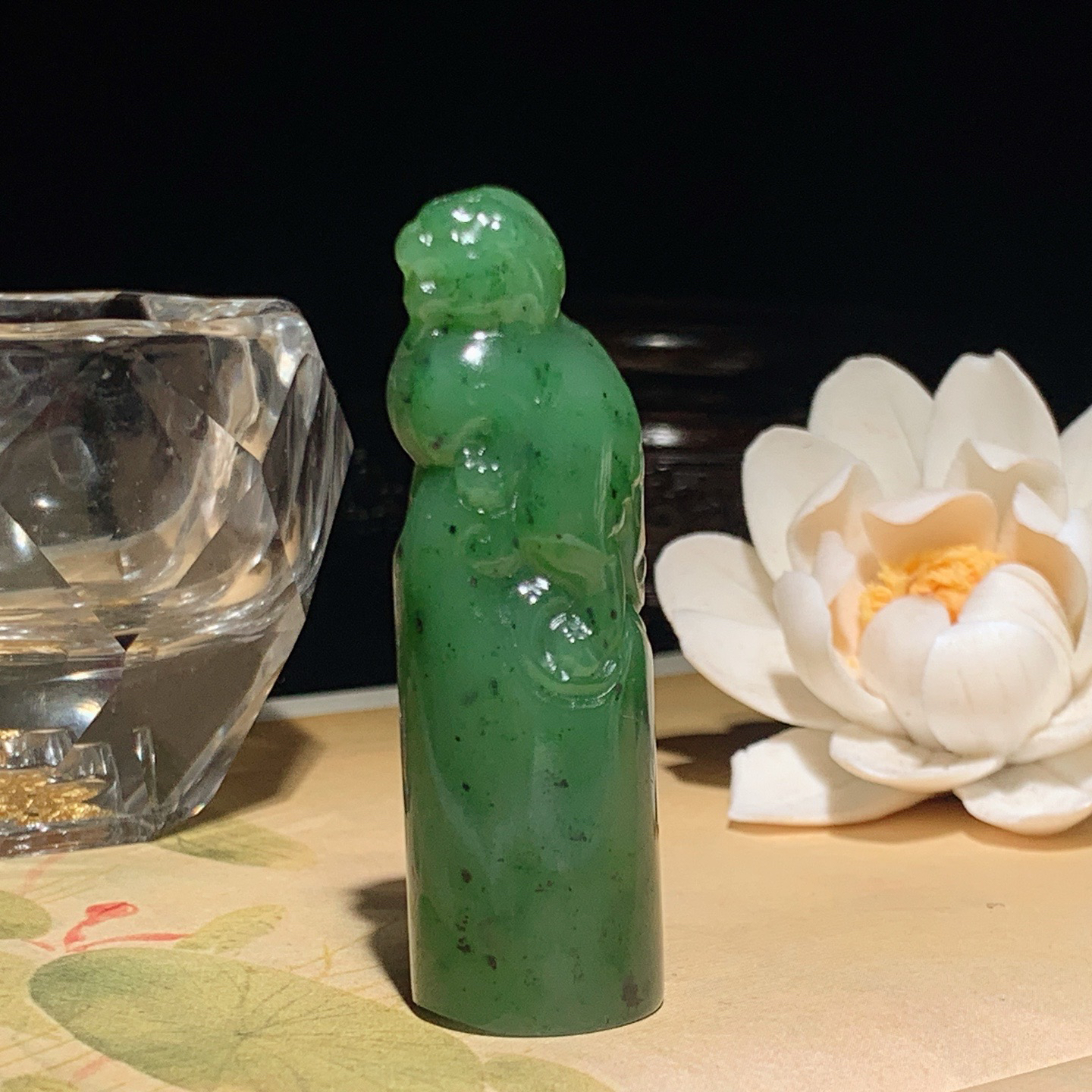 和田玉阳绿俄罗斯碧玉招财进宝貔貅印章 尺寸61/19重39.5克 玉质细腻油润 底色纯净 脂粉好，品