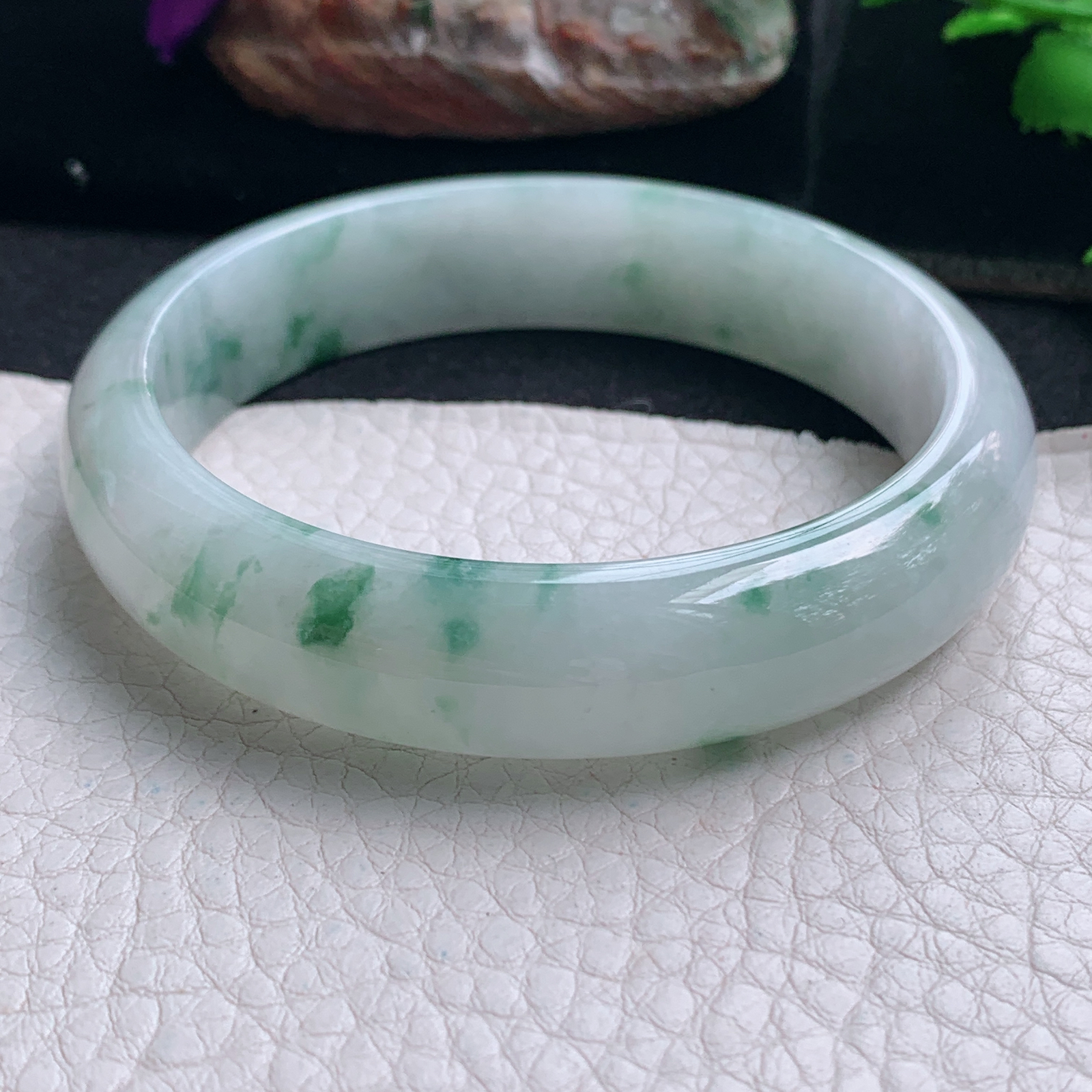 ee实拍58*13.6*7.2平安镯 天然缅甸翡翠手镯飘花胶感正圈玉镯子